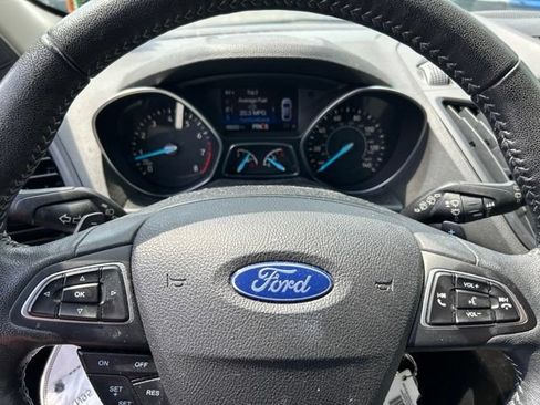 Used 2018 Ford Escape SE w/ SE Sport Appearance Package AWD/4WD image 21