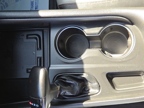 Used 2022 Dodge Durango R/T RWD image 33