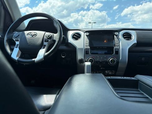 Used 2021 Toyota Tundra Limited w/ Limited Premium Package AWD/4WD image 34