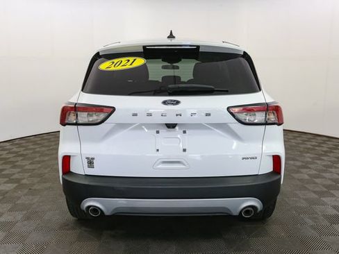 Used 2021 Ford Escape SE w/ Convenience Package AWD/4WD image 8