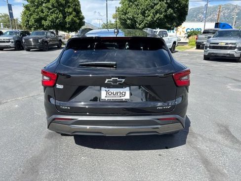 New 2026 Chevrolet Trax ACTIV w/ Driver Confidence Package FWD image 6