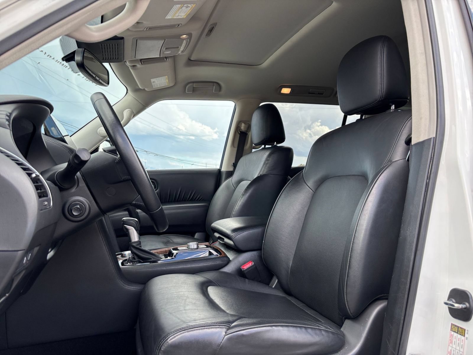 Used 2023 Nissan Armada SL AWD/4WD image 29
