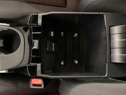 Certified 2023 Toyota Corolla SE w/ SE Premium Package image 23