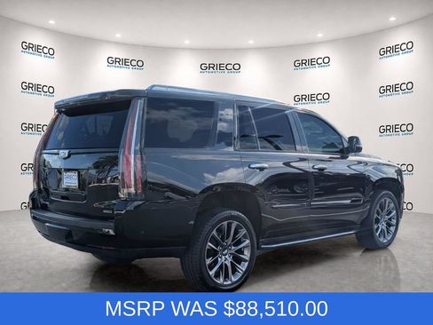 Used 2020 Cadillac Escalade Luxury w/ Escalade Sport Edition AWD/4WD image 7