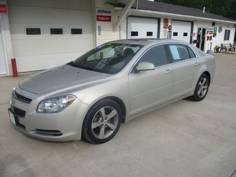 Used 2011 Chevrolet Malibu LT w/ Power Convenience Package FWD image 13