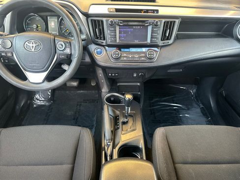 Certified 2018 Toyota RAV4 LE w/ Carpet Mat Package AWD/4WD image 16