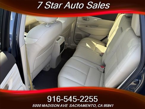 Used 2015 Nissan Murano SL w/ SL Technology Package image 18