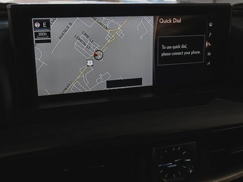 Used 2021 Lexus LX 570 4WD w/ Sport Package image 25