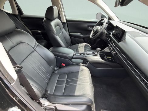 Used 2024 Honda HR-V EX-L image 10