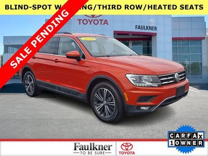 Used 2018 Volkswagen Tiguan SE w/ 18" Alloy Wheels Package