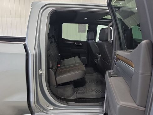Used 2025 Chevrolet Silverado 1500 High Country w/ Technology Package AWD/4WD image 28