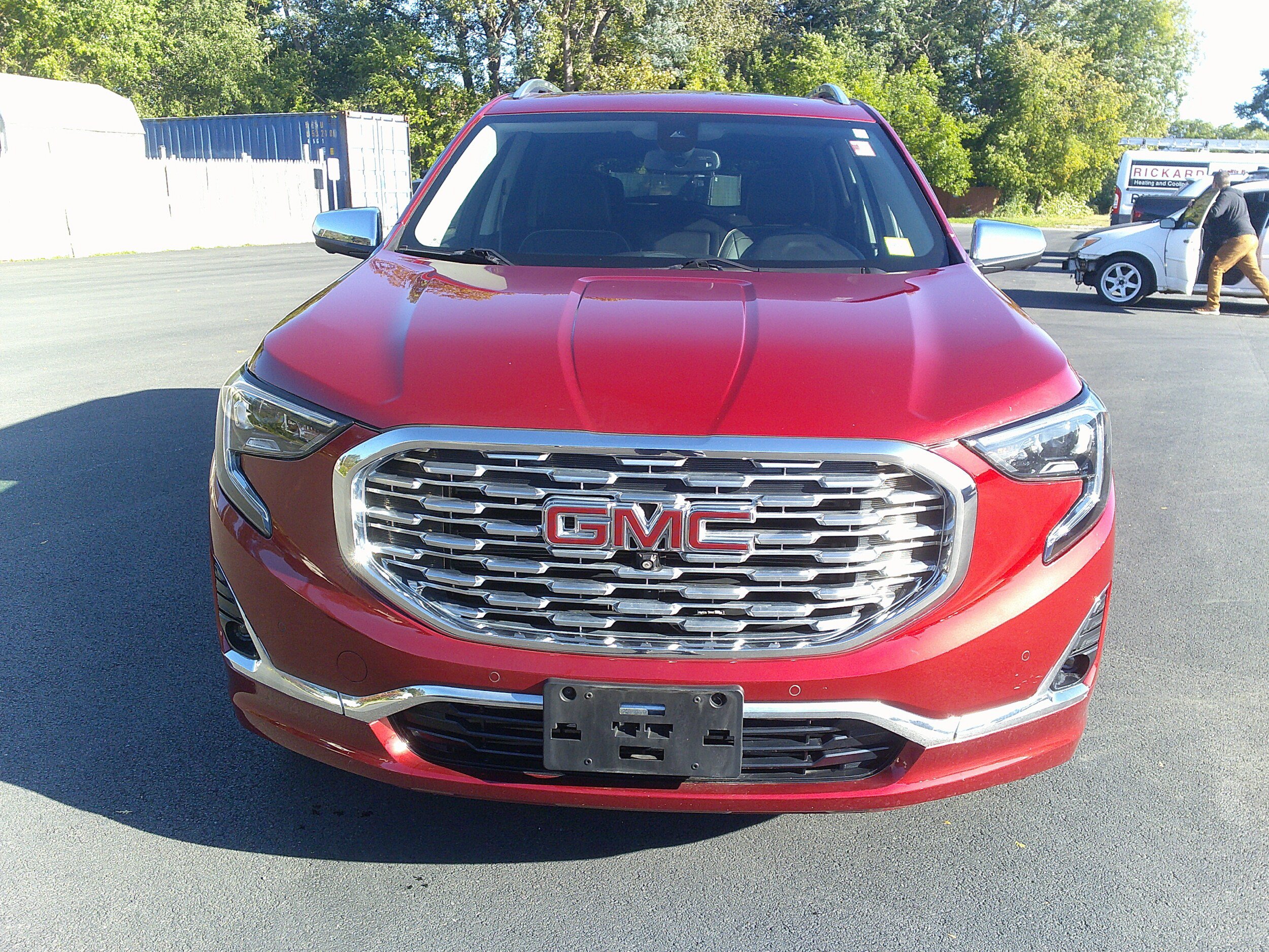 Used 2020 GMC Terrain Denali w/ Denali Premium Package AWD/4WD image 3