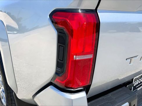 Used 2024 Toyota Tacoma Limited AWD/4WD image 28