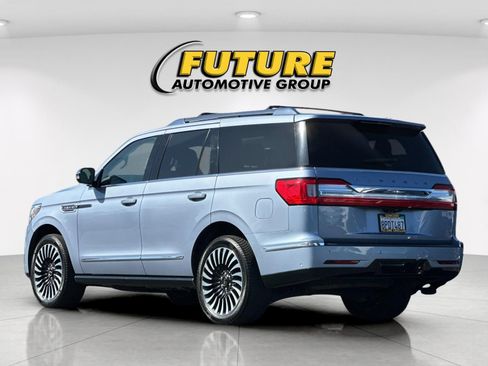 Certified 2020 Lincoln Navigator Black Label w/ Cargo Convenience Package AWD/4WD image 5
