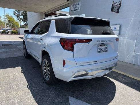 Used 2026 GMC Terrain Denali AWD/4WD image 3
