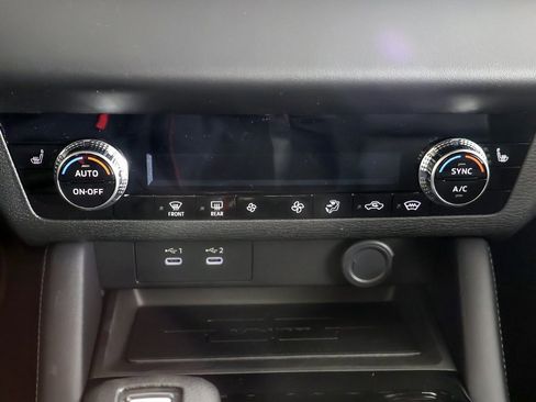 New 2026 Mitsubishi Outlander ES image 47