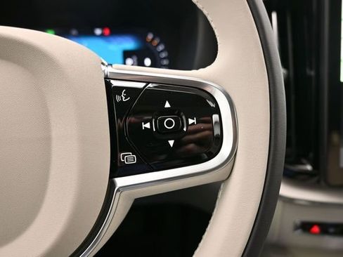 New 2026 Volvo XC60 B5 Ultra w/ Protection Package Premier AWD/4WD image 26