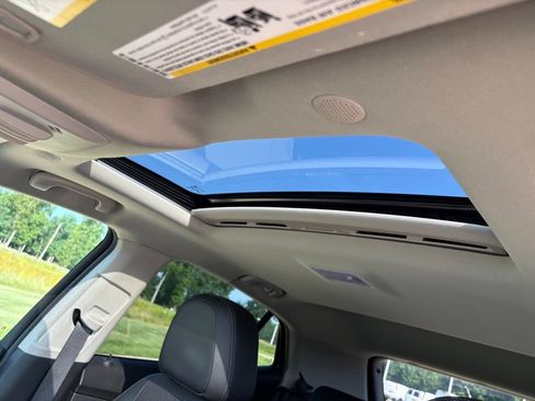 Used 2019 Buick Encore Preferred w/ Safety Package FWD image 22