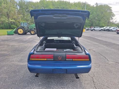 Used 1991 Pontiac Firebird Coupe RWD image 15