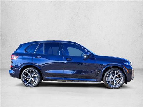 Used 2026 BMW X5 xDrive50e w/ M Sport Package AWD/4WD image 4