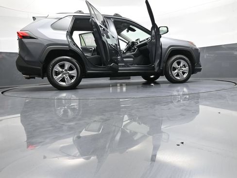 Used 2023 Toyota RAV4 XLE AWD/4WD image 46