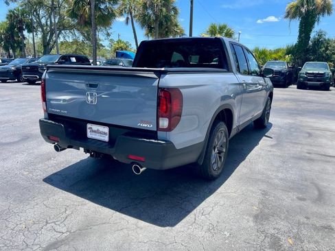 Used 2023 Honda Ridgeline Sport image 5