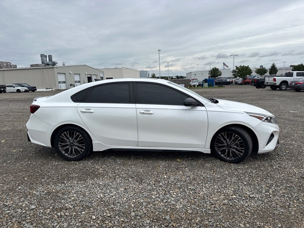 Used 2022 Kia Forte GT-Line w/ GT-Line Premium Package FWD image 12