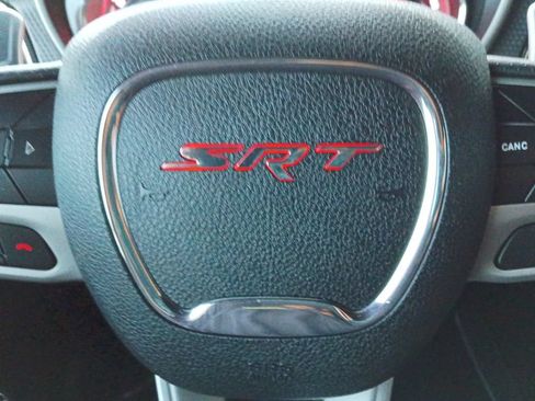 Used 2022 Dodge Challenger SRT Hellcat RWD image 5
