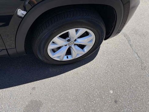 Used 2018 Volkswagen Atlas SE AWD/4WD image 32