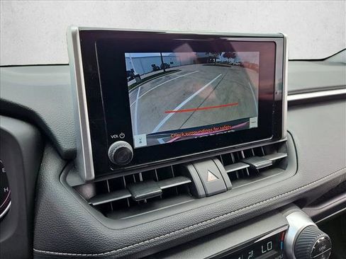 Used 2024 Toyota RAV4 XLE AWD/4WD image 13