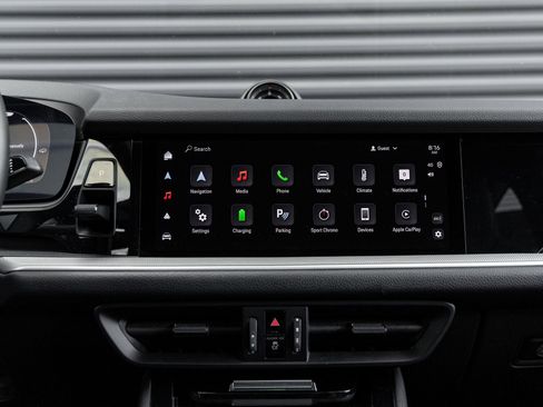 Certified 2025 Porsche Cayenne S AWD/4WD image 22