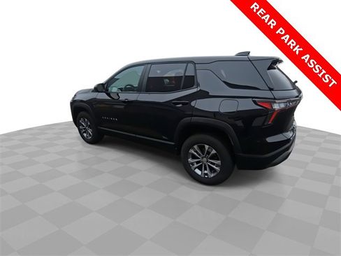 Used 2025 Chevrolet Equinox LT image 6