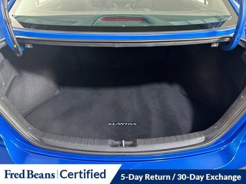 Used 2017 Hyundai Elantra Value Edition FWD image 12