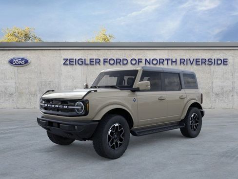 New 2025 Ford Bronco Outer Banks AWD/4WD image 1