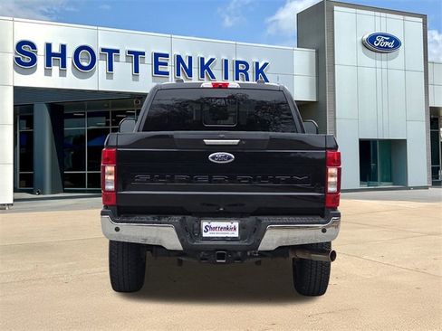 Used 2020 Ford F250 Lariat w/ Chrome Package image 7