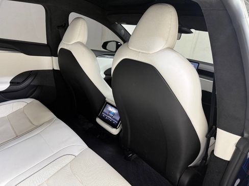 Used 2022 Tesla Model S Plaid image 34