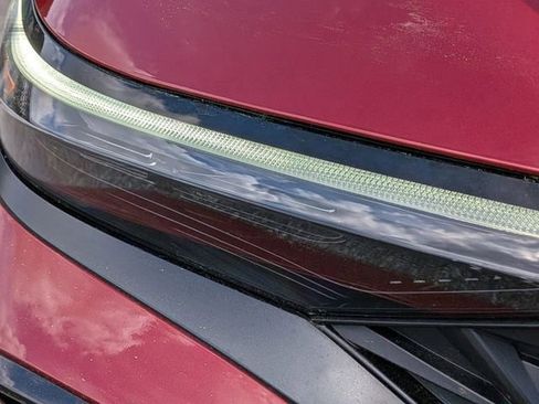 Certified 2025 Hyundai Elantra SEL FWD image 10