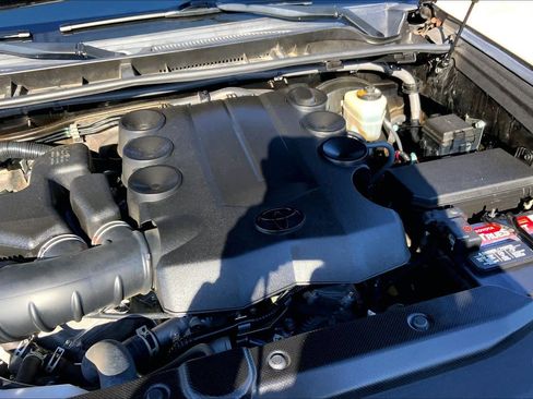 Used 2021 Toyota 4Runner Nightshade image 33