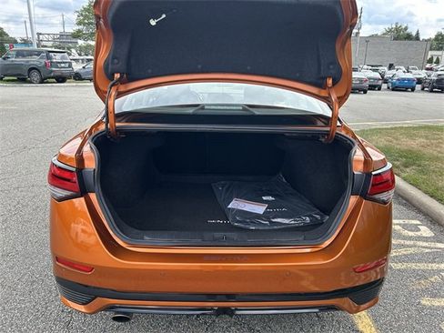 Certified 2024 Nissan Sentra SR w/ SR Premium Package image 27