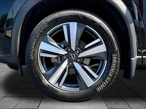 Certified 2023 Nissan Rogue SL AWD/4WD image 36