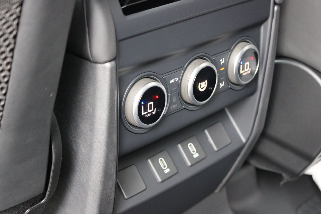 New 2026 Land Rover Defender 110 S AWD/4WD image 10