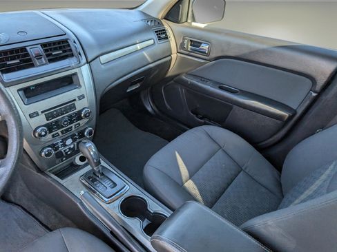 Used 2011 Ford Fusion SE image 14