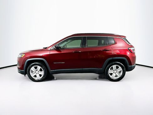Used 2022 Jeep Compass Latitude image 4