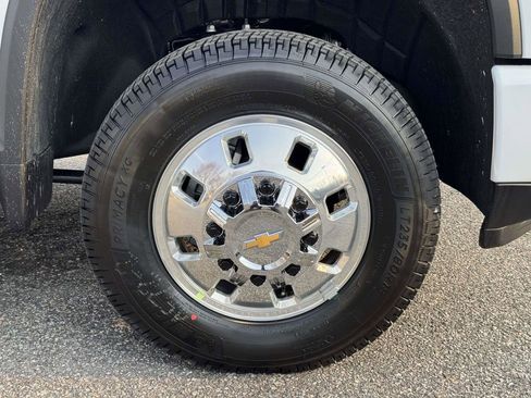 New 2026 Chevrolet Silverado 3500 High Country w/ High Country Premium Package image 26