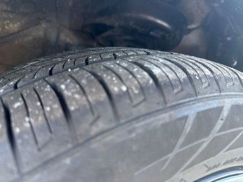 Used 2021 Toyota Corolla LE w/ Carpet Mat Package (TMS) image 24