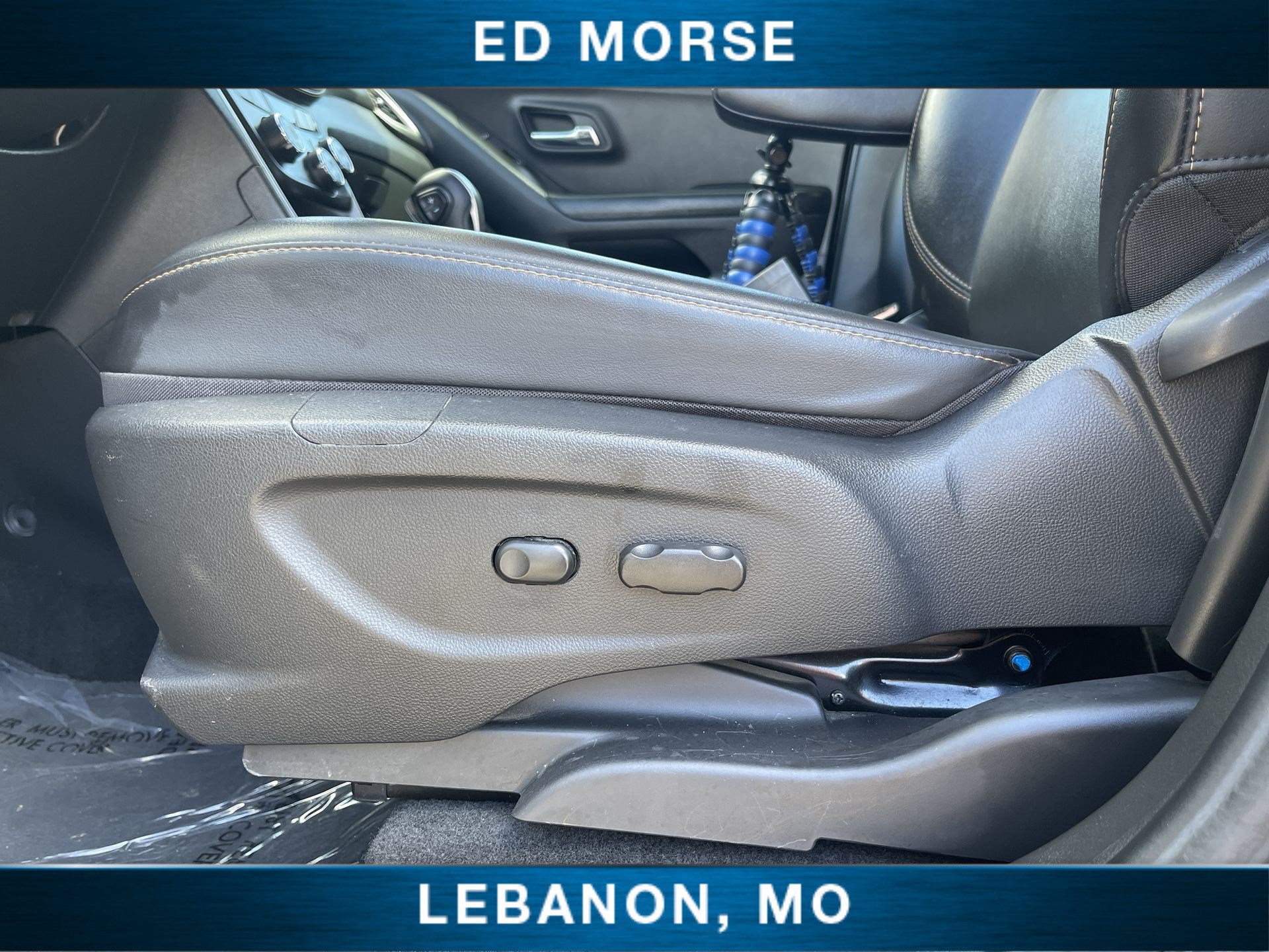 Certified 2022 Chevrolet Trax LT w/ Premium Seat Package AWD/4WD image 33