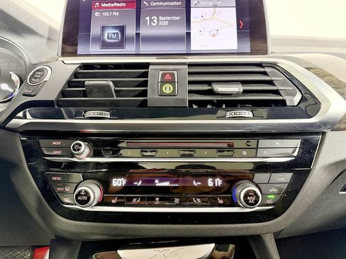 Used 2019 BMW X4 xDrive30i AWD/4WD image 64