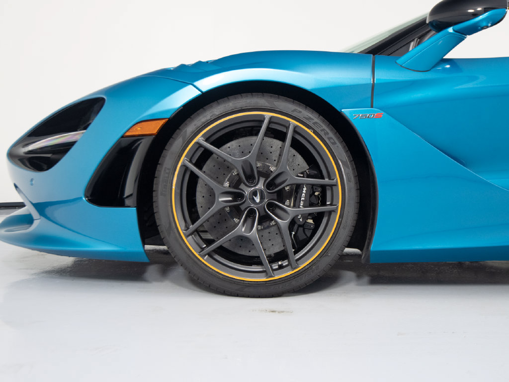 Used 2024 McLaren 750S Spider RWD image 10