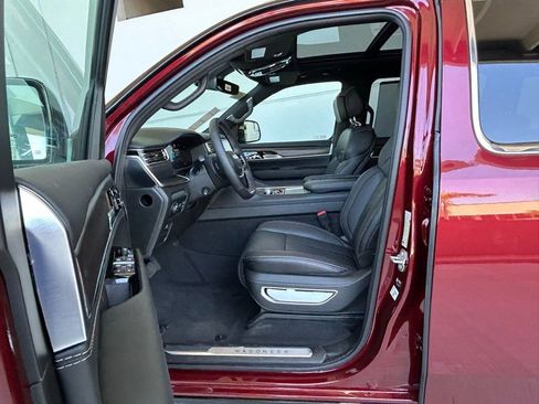 Used 2024 Jeep Grand Wagoneer Series I AWD/4WD image 7