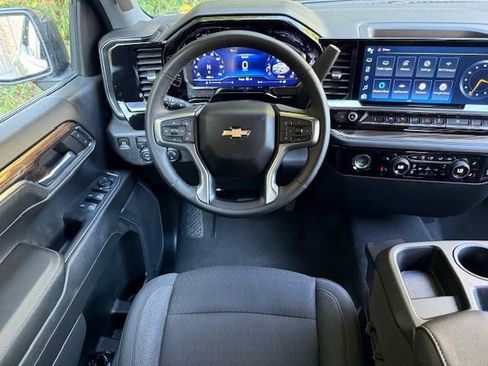 Certified 2023 Chevrolet Silverado 1500 LT image 23